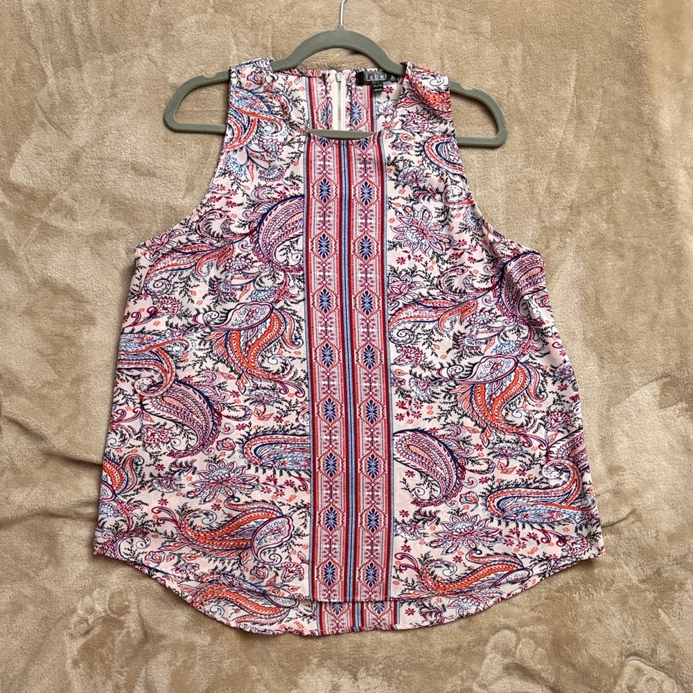 Sleeveless Multicolored Top